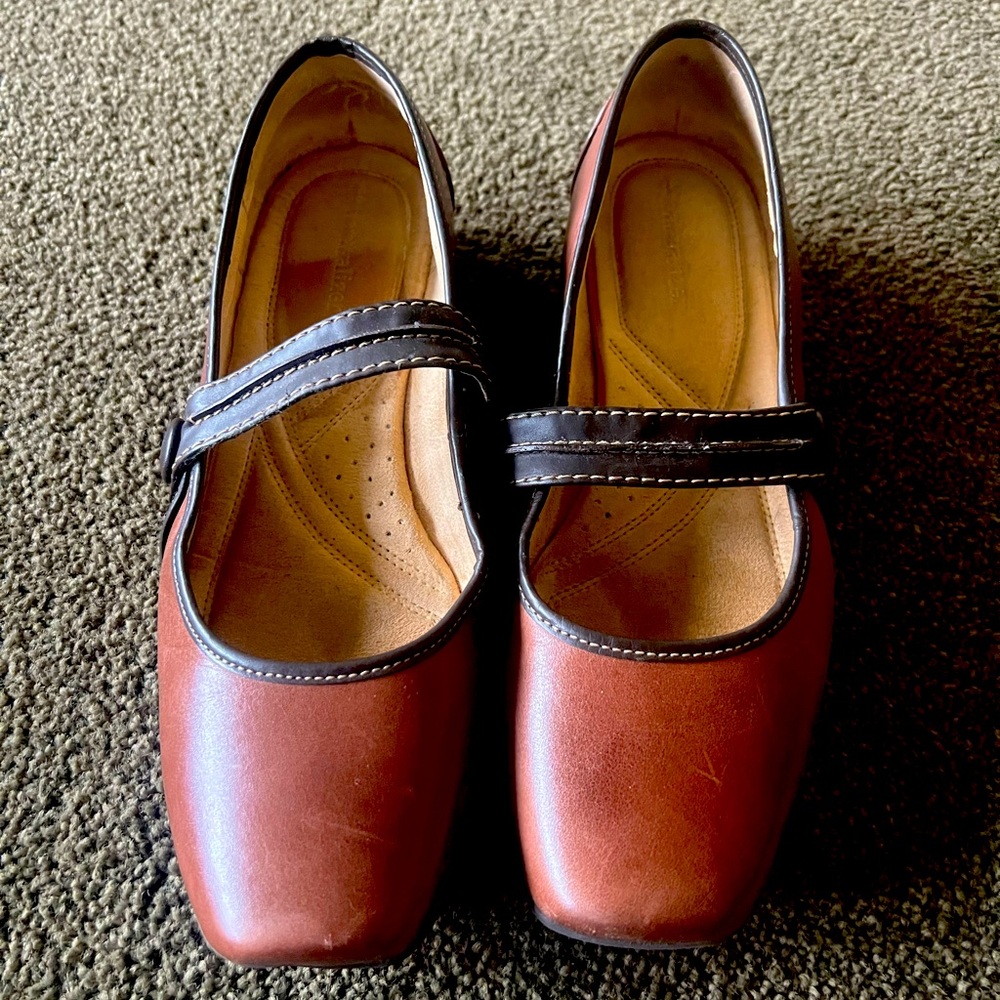 Naturalizer slip on shoe
